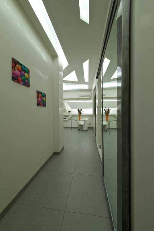 Roma Naif Rooms Luaran gambar