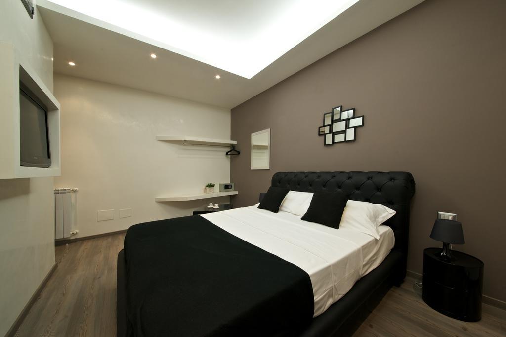 Roma Naif Rooms Luaran gambar